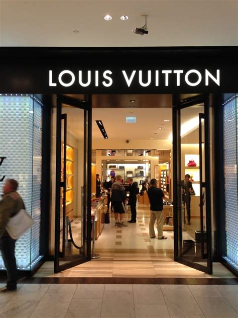 louis vuitton winkel eindhoven|louis vuitton stores in holland.